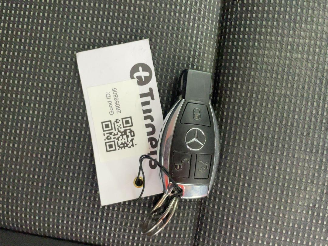 Photo '20' of Mercedes-Benz C-Class C180 Photo '20' of Mercedes-Benz C-Class C180