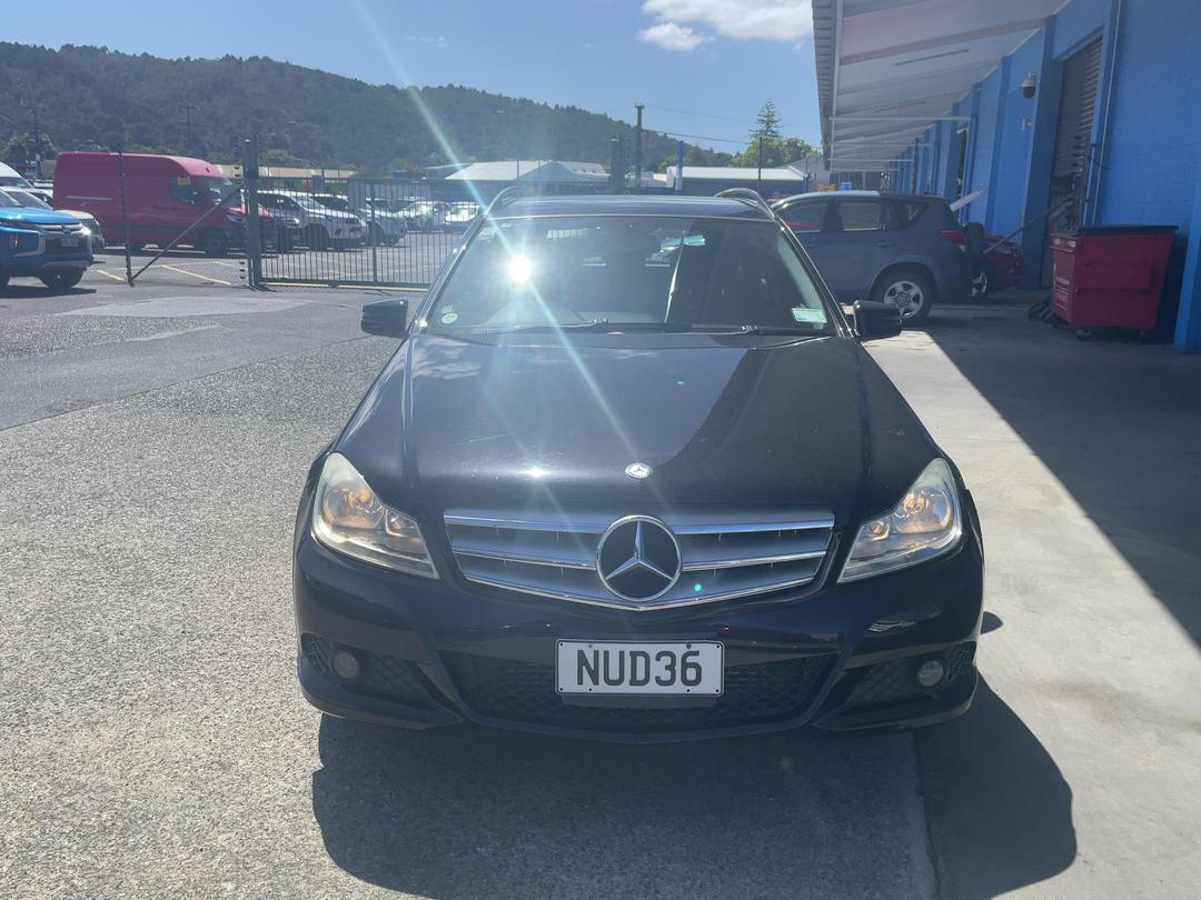 Photo '15' of Mercedes-Benz C-Class C180 Station Wagon Photo '15' of Mercedes-Benz C-Class C180 Station Wagon