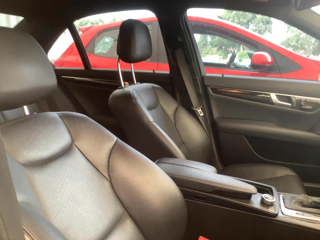 Photo '12' of Mercedes-Benz C350