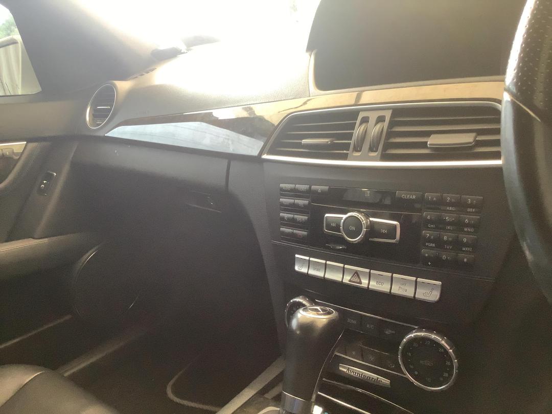 Photo '15' of Mercedes-Benz C350