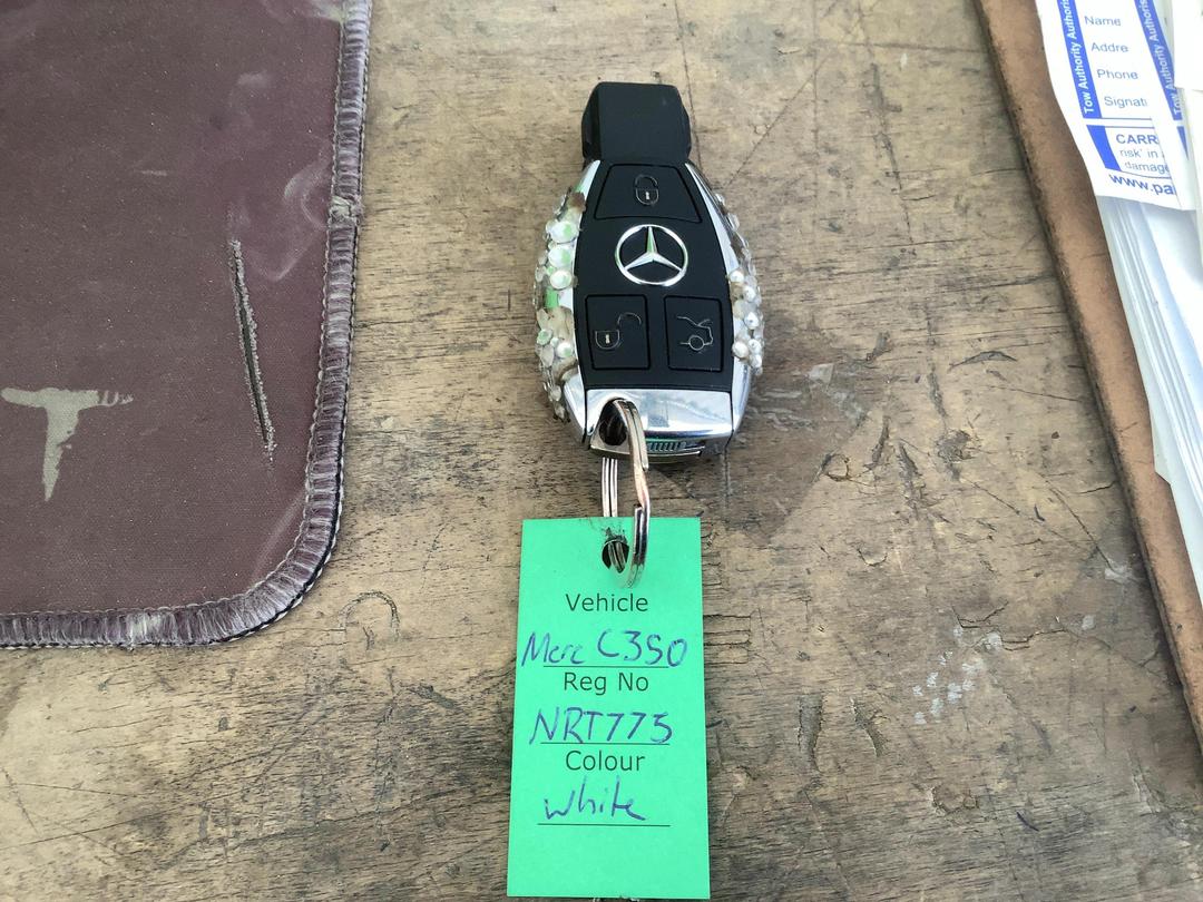 Photo '20' of Mercedes-Benz C350