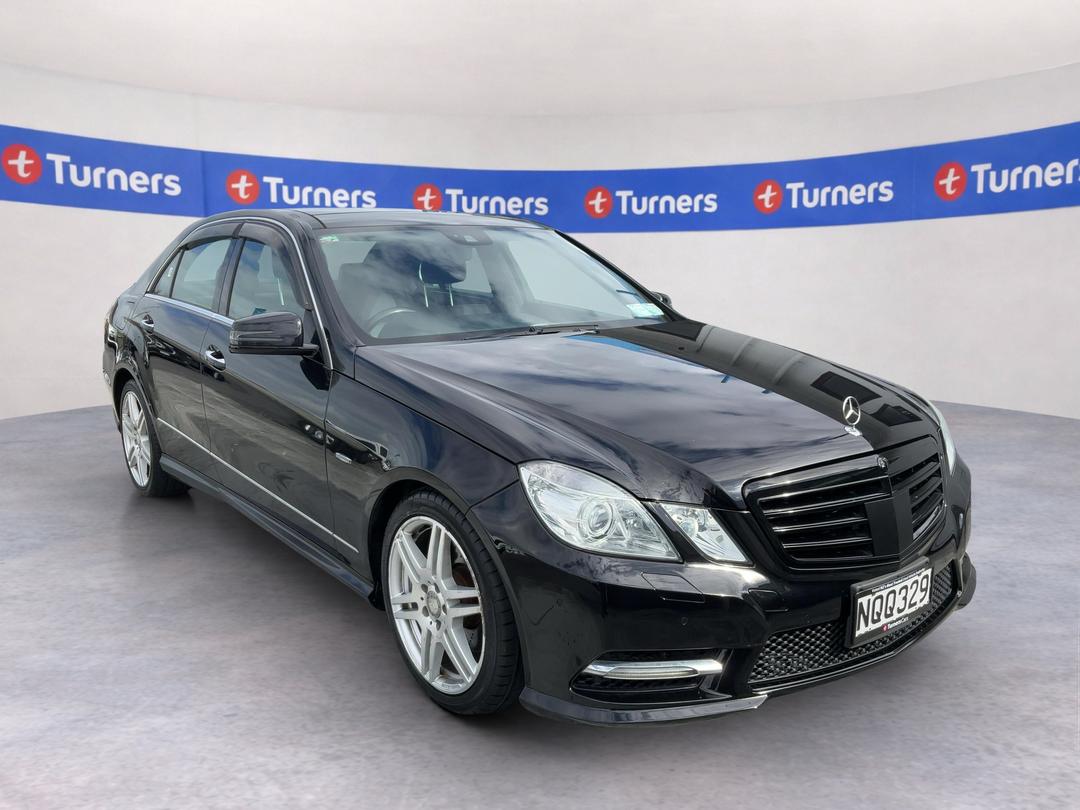 Photo '1' of Mercedes-Benz E-Class