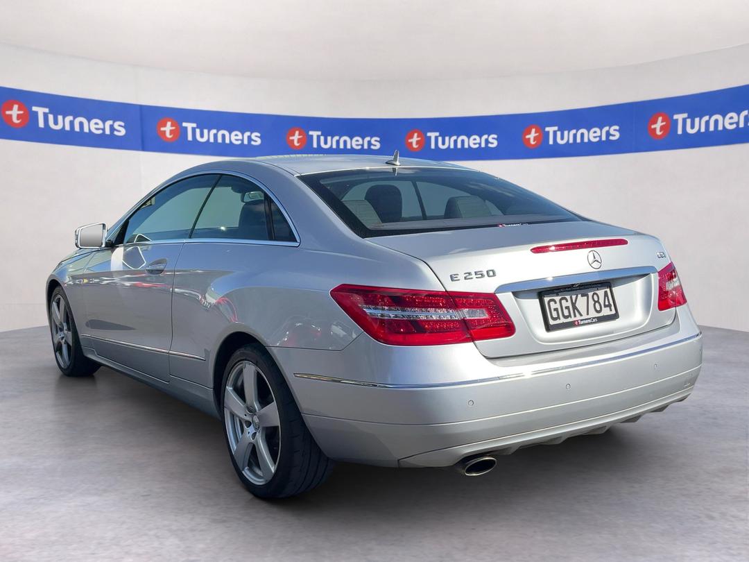 Photo '5' of Mercedes-Benz E-Class