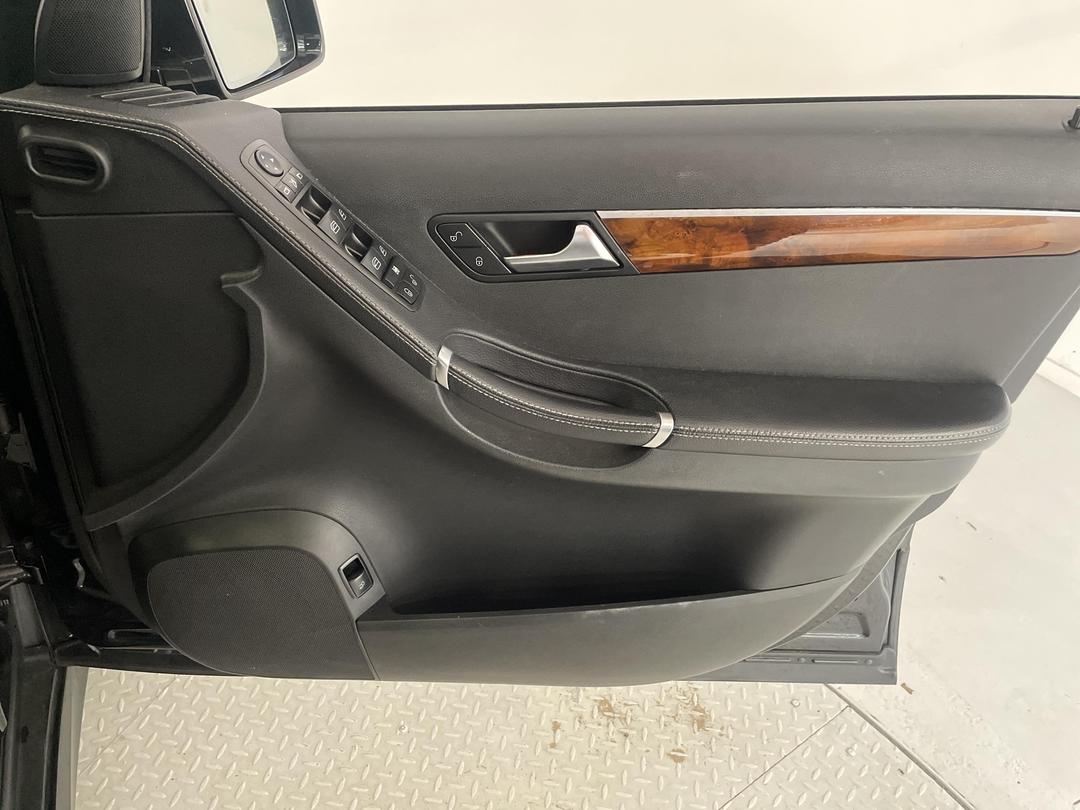 Photo '15' of Mercedes-Benz R