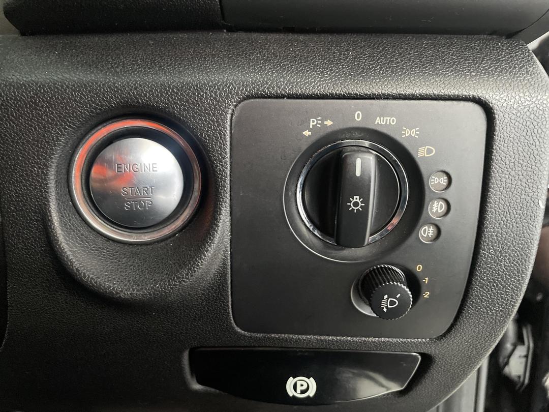 Photo '24' of Mercedes-Benz R