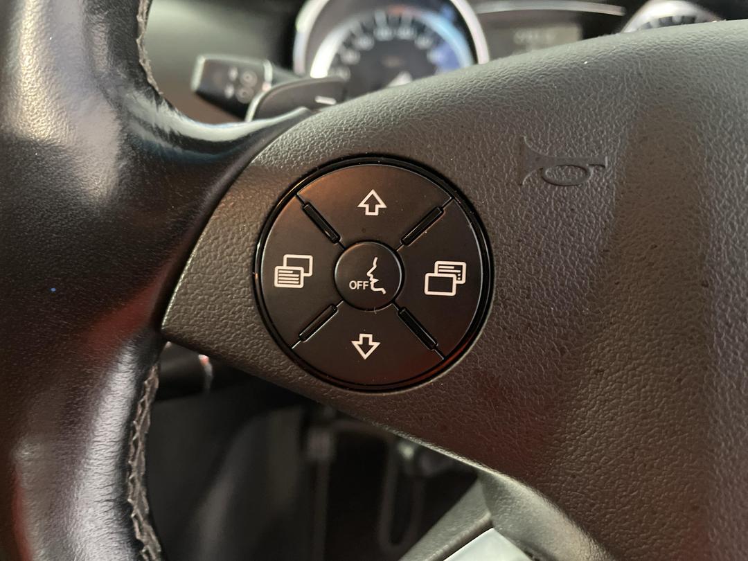 Photo '26' of Mercedes-Benz R