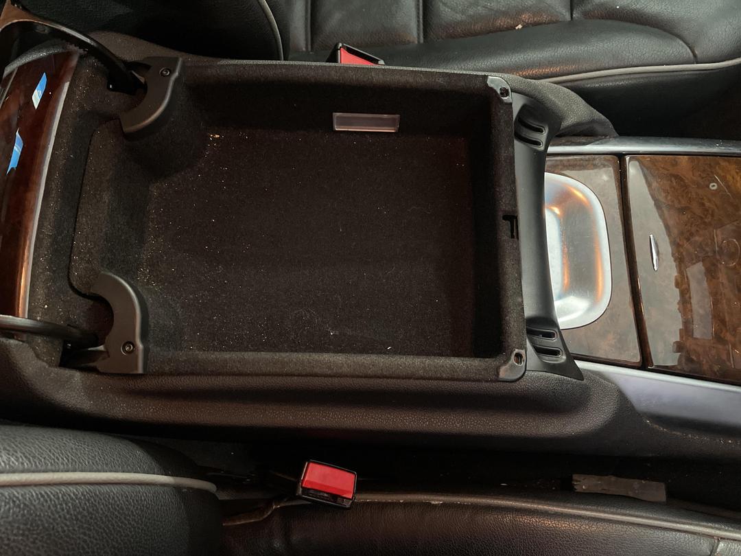 Photo '32' of Mercedes-Benz R