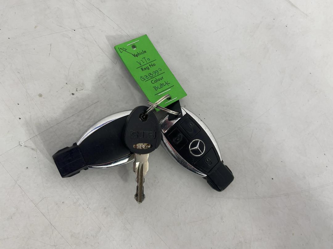 Photo '21' of Mercedes-Benz Vito