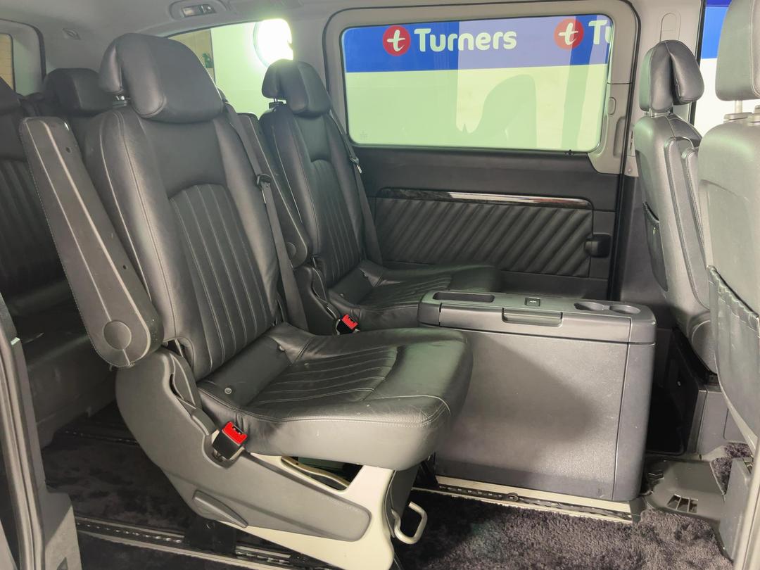 Photo '19' of Mercedes-Benz Vito