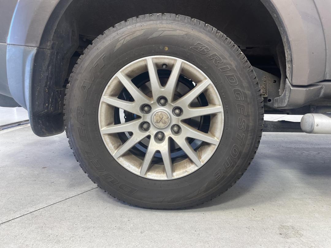 Photo '10' of Mitsubishi Challenger EXC TD