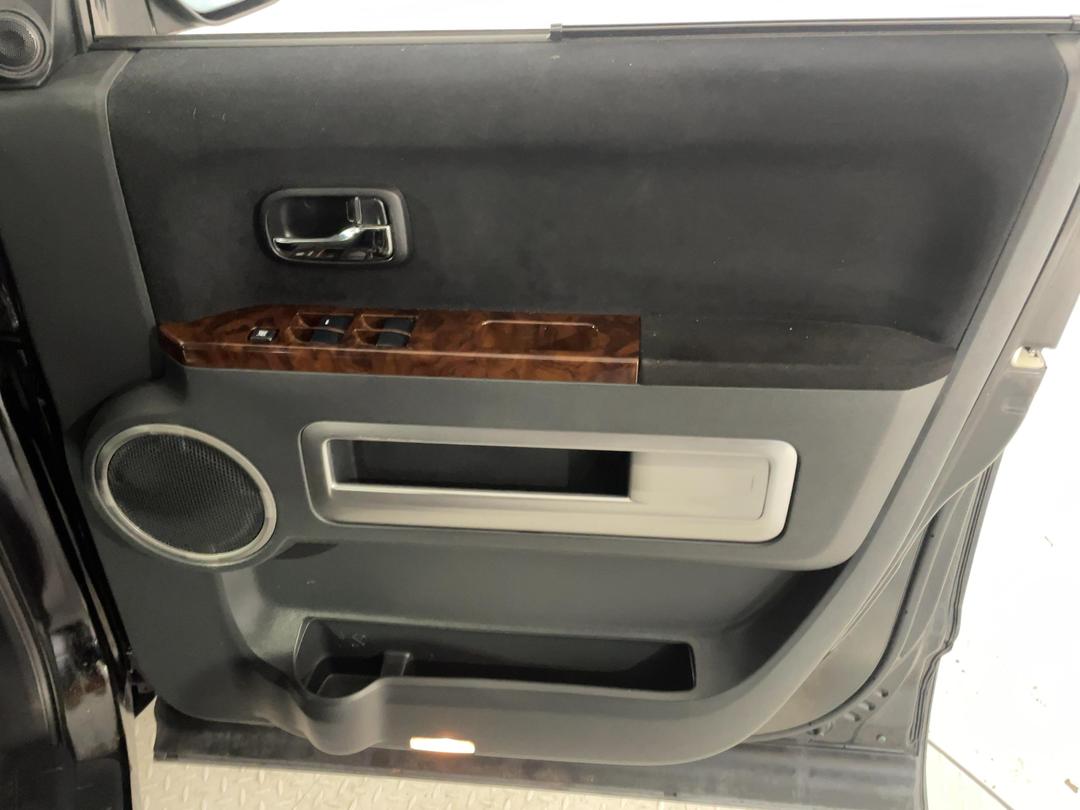 Photo '15' of Mitsubishi Delica