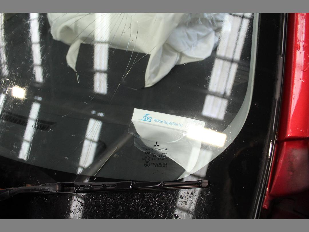 Photo '17' of Mitsubishi Galant Fortis