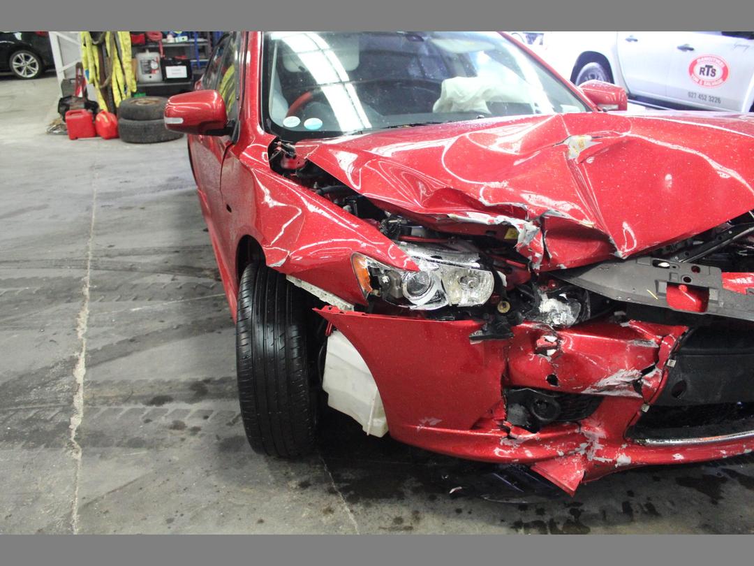 Photo '12' of Mitsubishi Galant Fortis