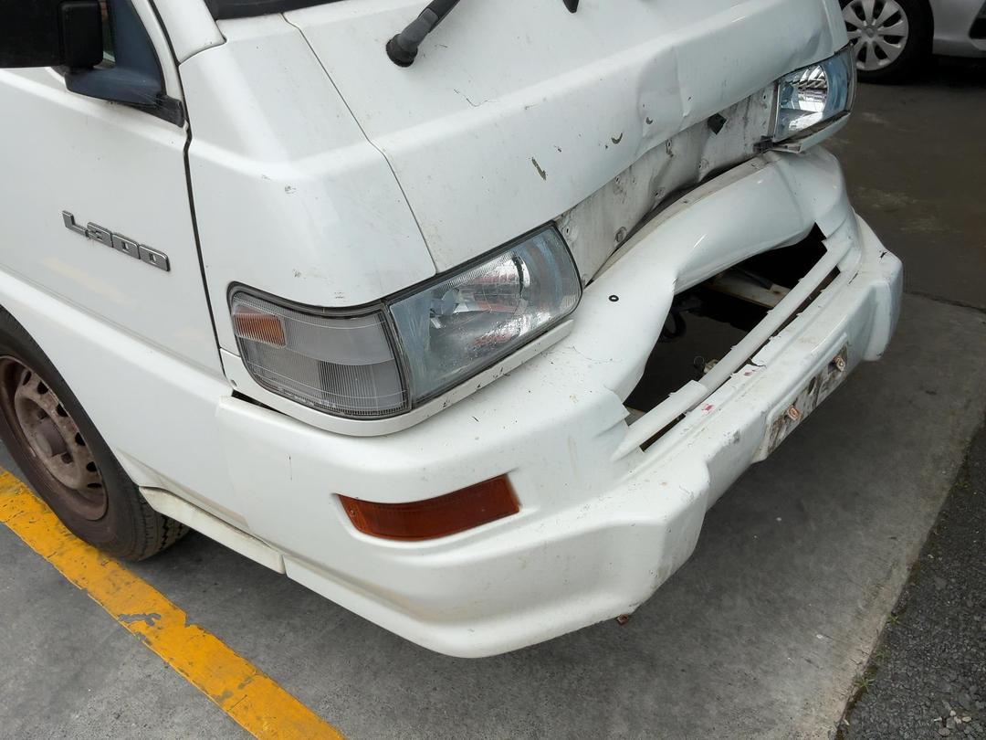 Photo '4' of Mitsubishi L300 LWB Photo '4' of Mitsubishi L300 LWB