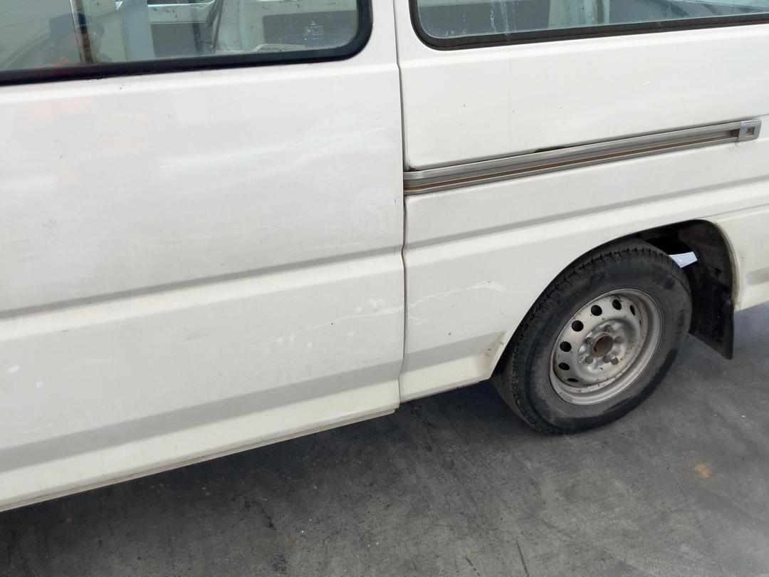Photo '10' of Mitsubishi L300 LWB Photo '10' of Mitsubishi L300 LWB