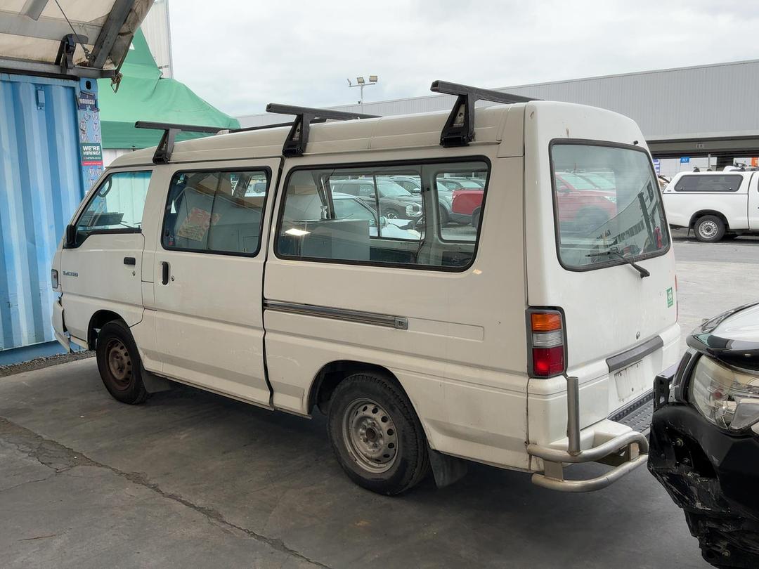 Photo '12' of Mitsubishi L300 LWB Photo '12' of Mitsubishi L300 LWB