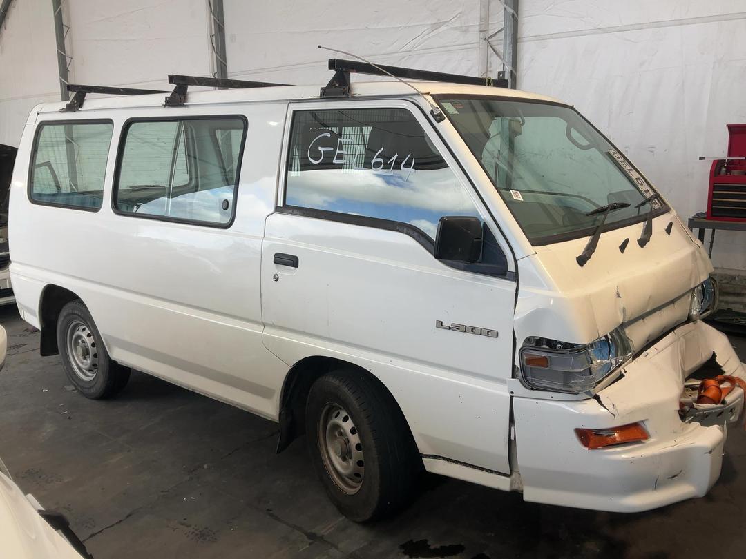 Photo '2' of Mitsubishi L300 SWB Photo '2' of Mitsubishi L300 SWB