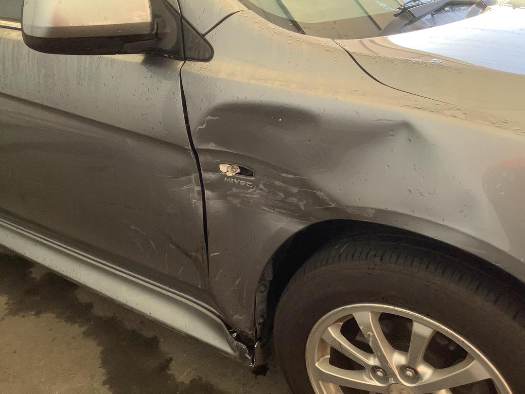 Photo '3' of Mitsubishi Lancer SEI