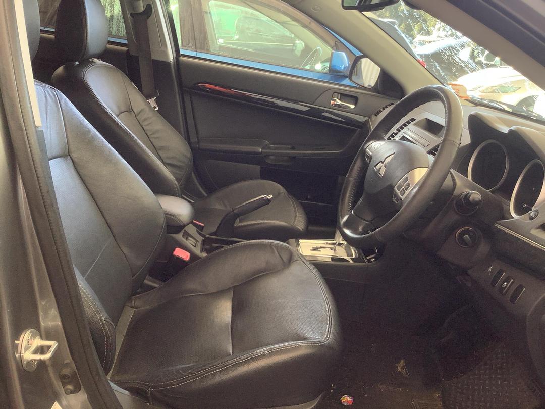 Photo '8' of Mitsubishi Lancer SEI