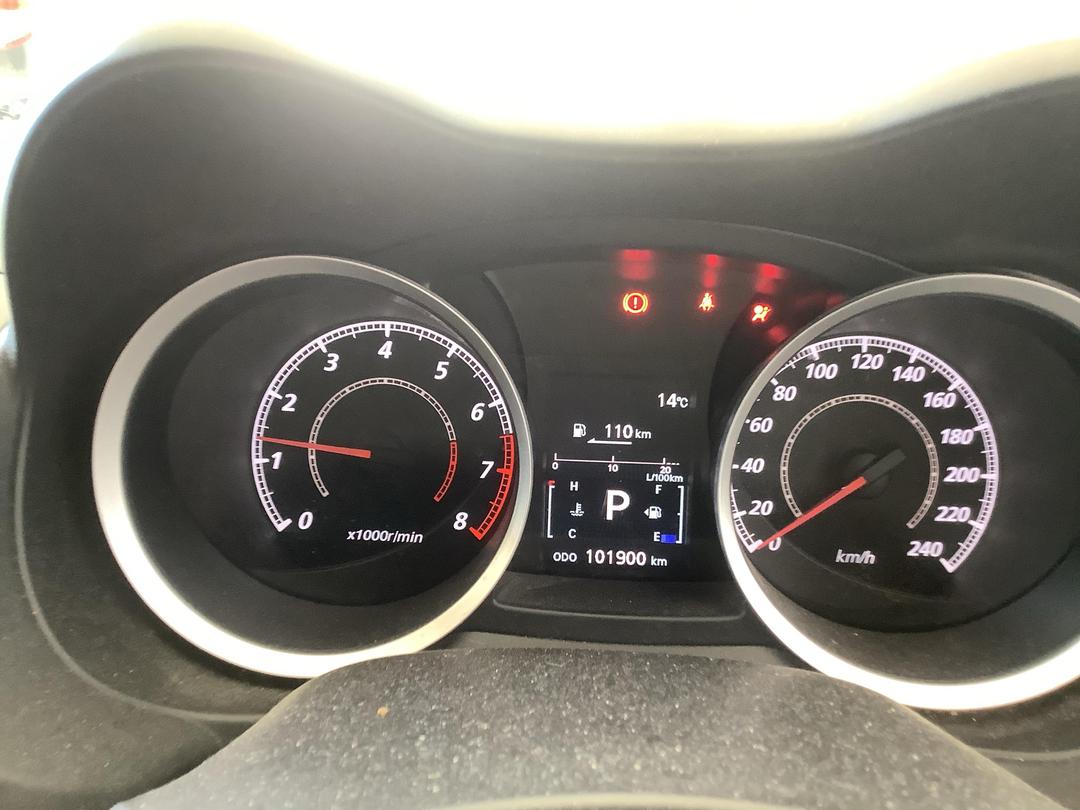 Photo '13' of Mitsubishi Lancer SEI