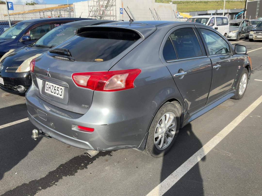 Photo '5' of Mitsubishi Lancer SEI