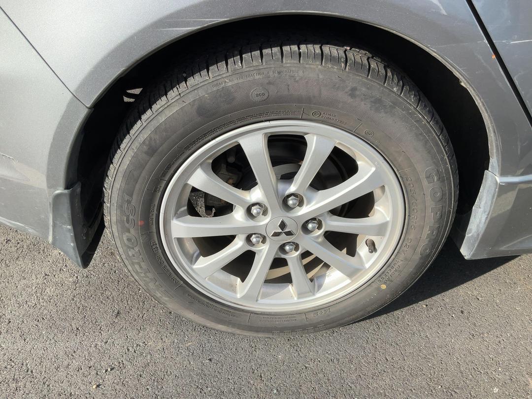 Photo '7' of Mitsubishi Lancer SEI