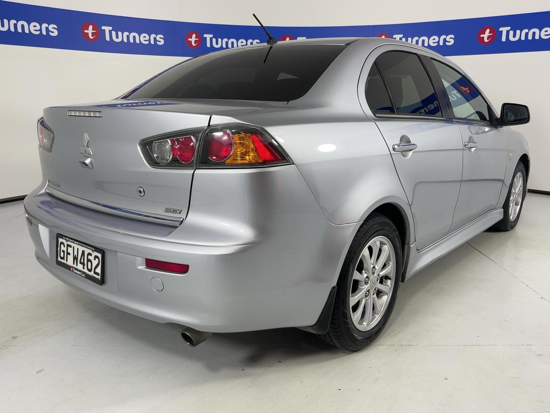 Photo '7' of Mitsubishi Lancer