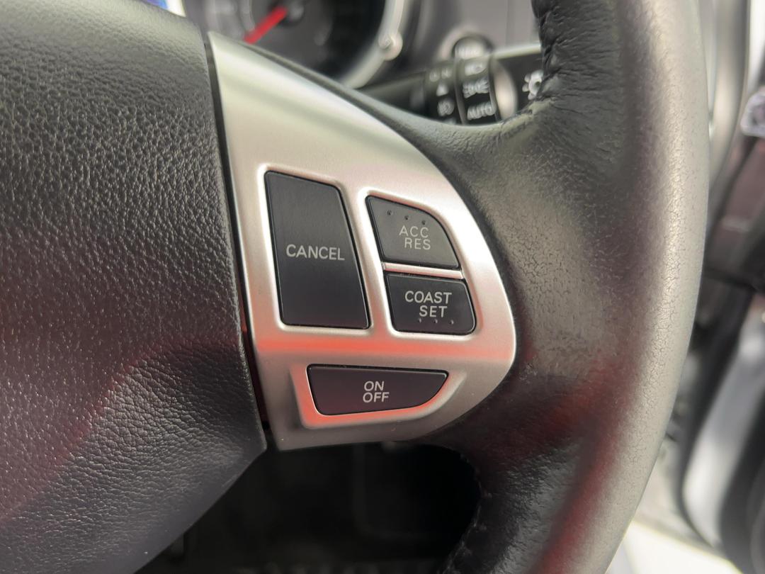 Photo '23' of Mitsubishi Lancer