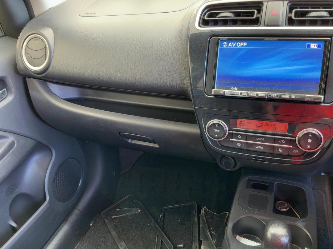 Photo '17' of Mitsubishi Mirage Photo '17' of Mitsubishi Mirage