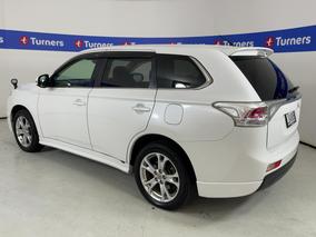 Photo '5' of Mitsubishi Outlander