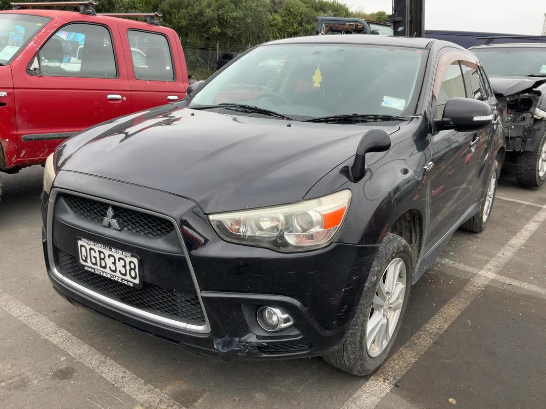 Photo '2' of Mitsubishi RVR Photo '2' of Mitsubishi RVR