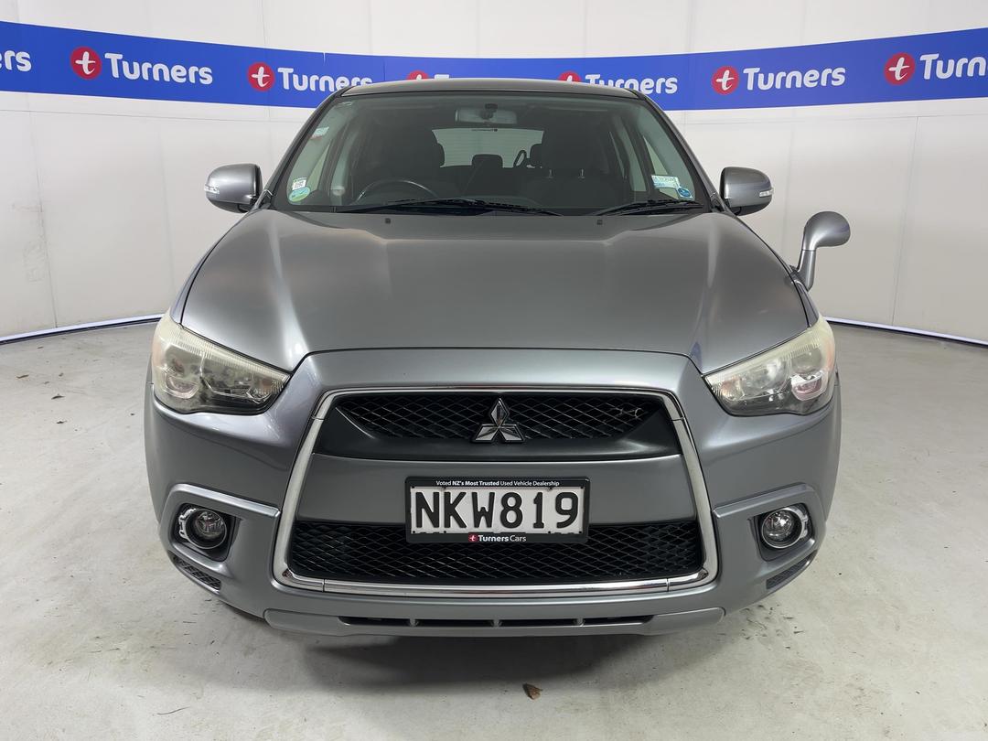 Photo '2' of Mitsubishi RVR