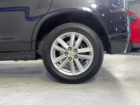 Photo '11' of Mitsubishi RVR