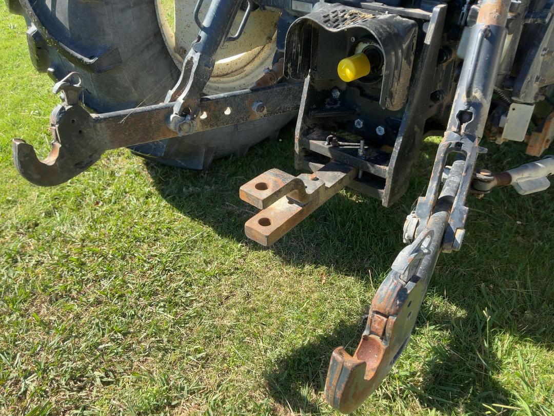 Photo '34' of NEW HOLLAND T6030 PLUS Tractor