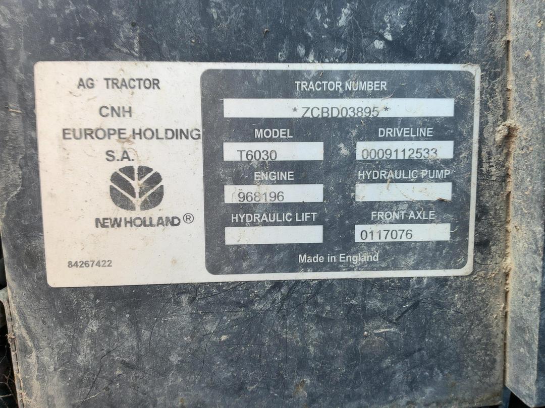 Photo '43' of NEW HOLLAND T6030 PLUS Tractor