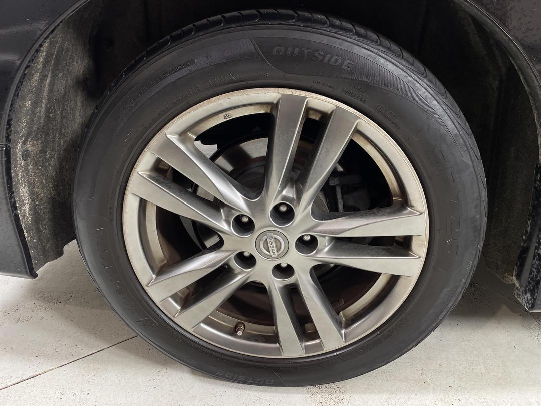 Photo '12' of Nissan Elgrand