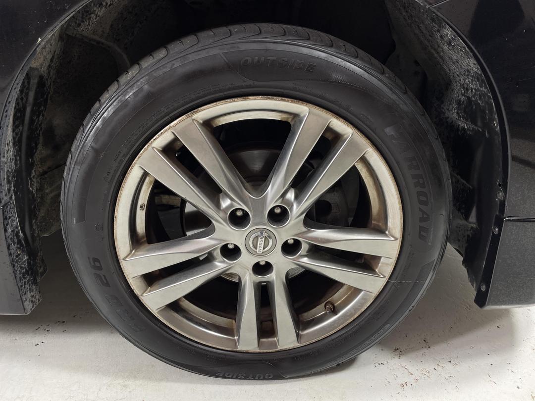 Photo '9' of Nissan Elgrand