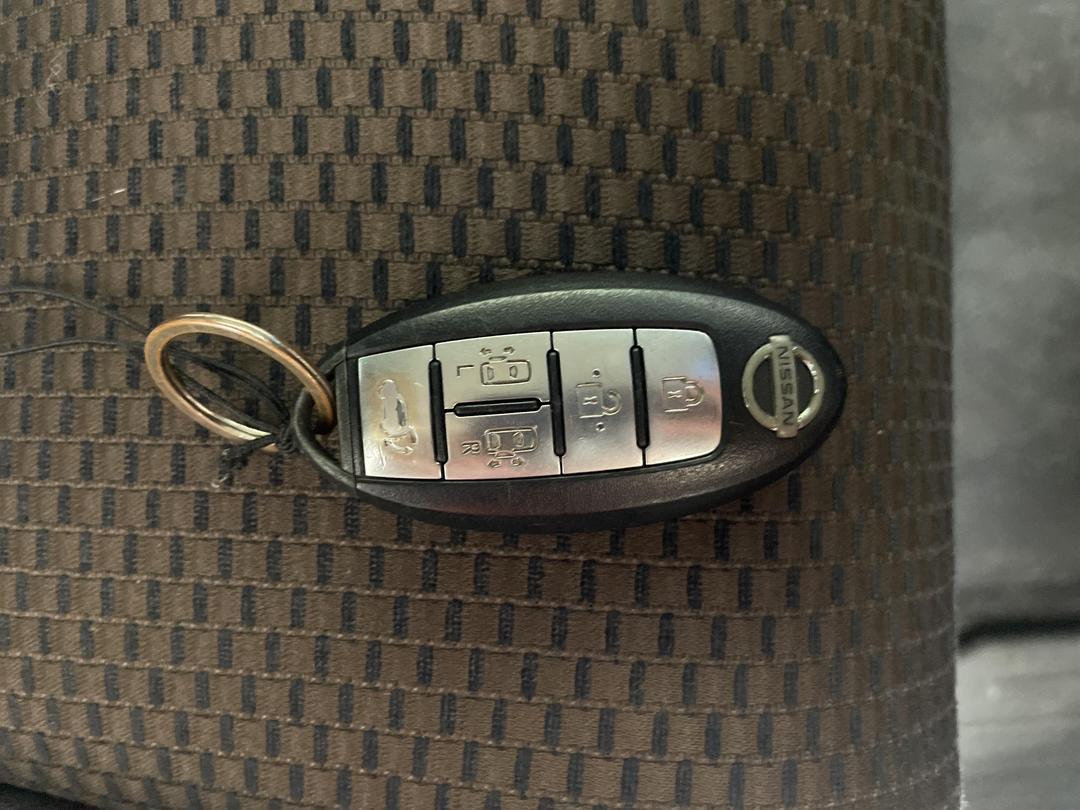 Photo '22' of Nissan Elgrand