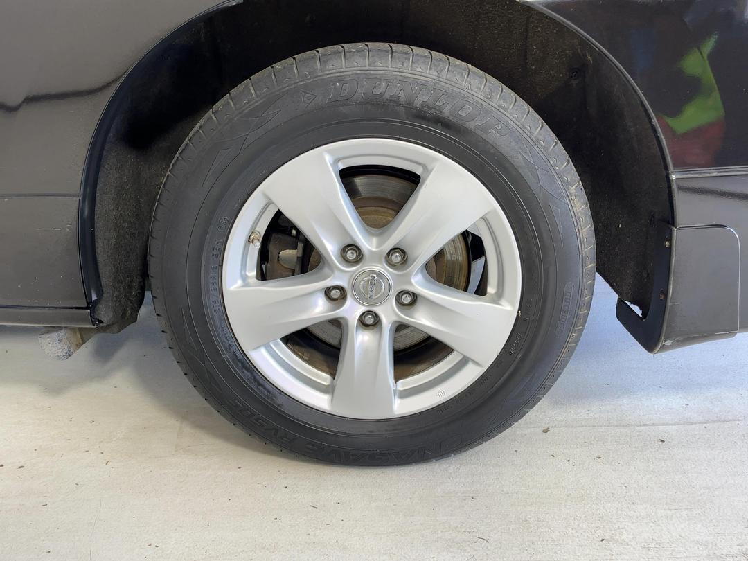 Photo '11' of Nissan Elgrand