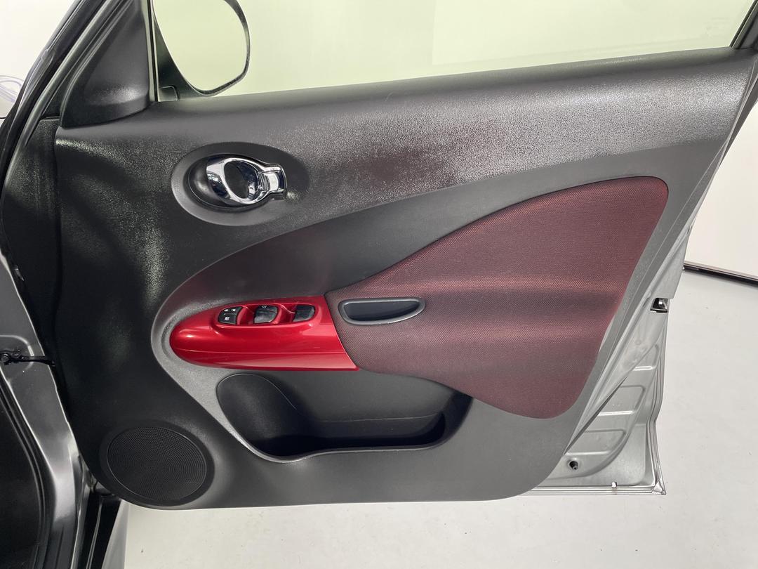 Photo '15' of Nissan Juke