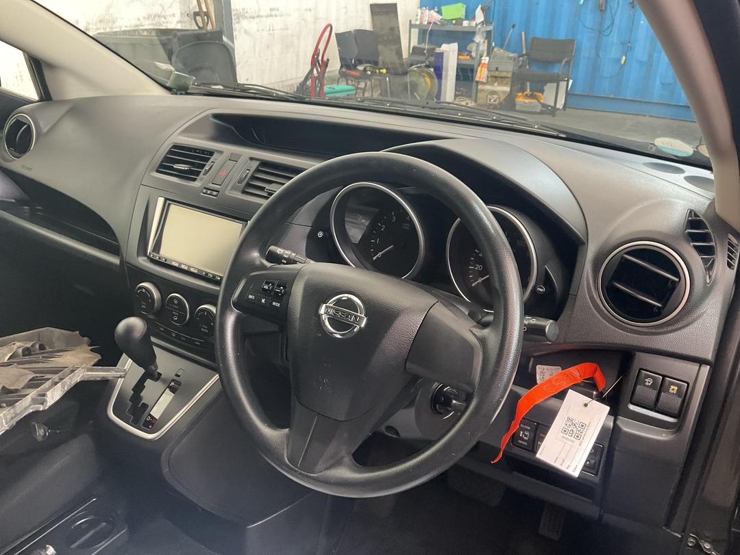 Photo '15' of Nissan Lafesta