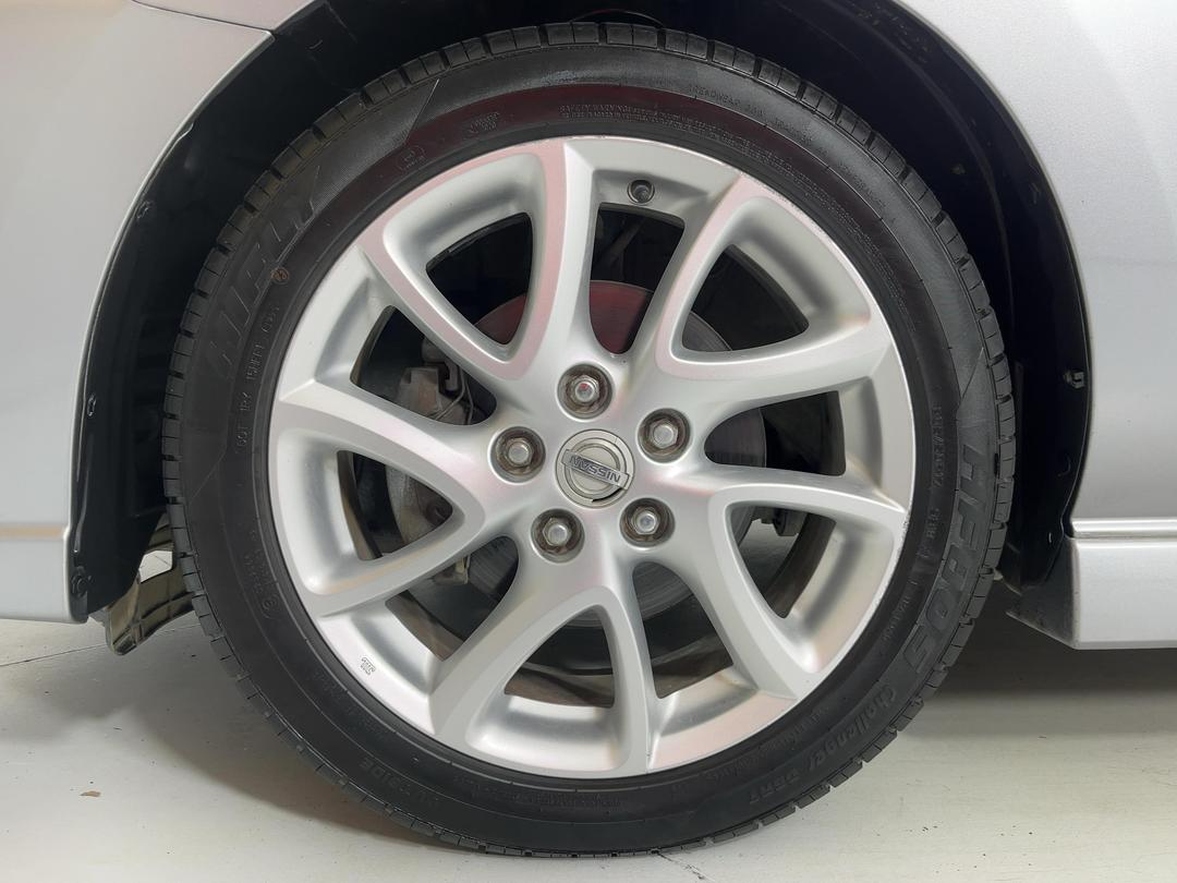 Photo '10' of Nissan Lafesta