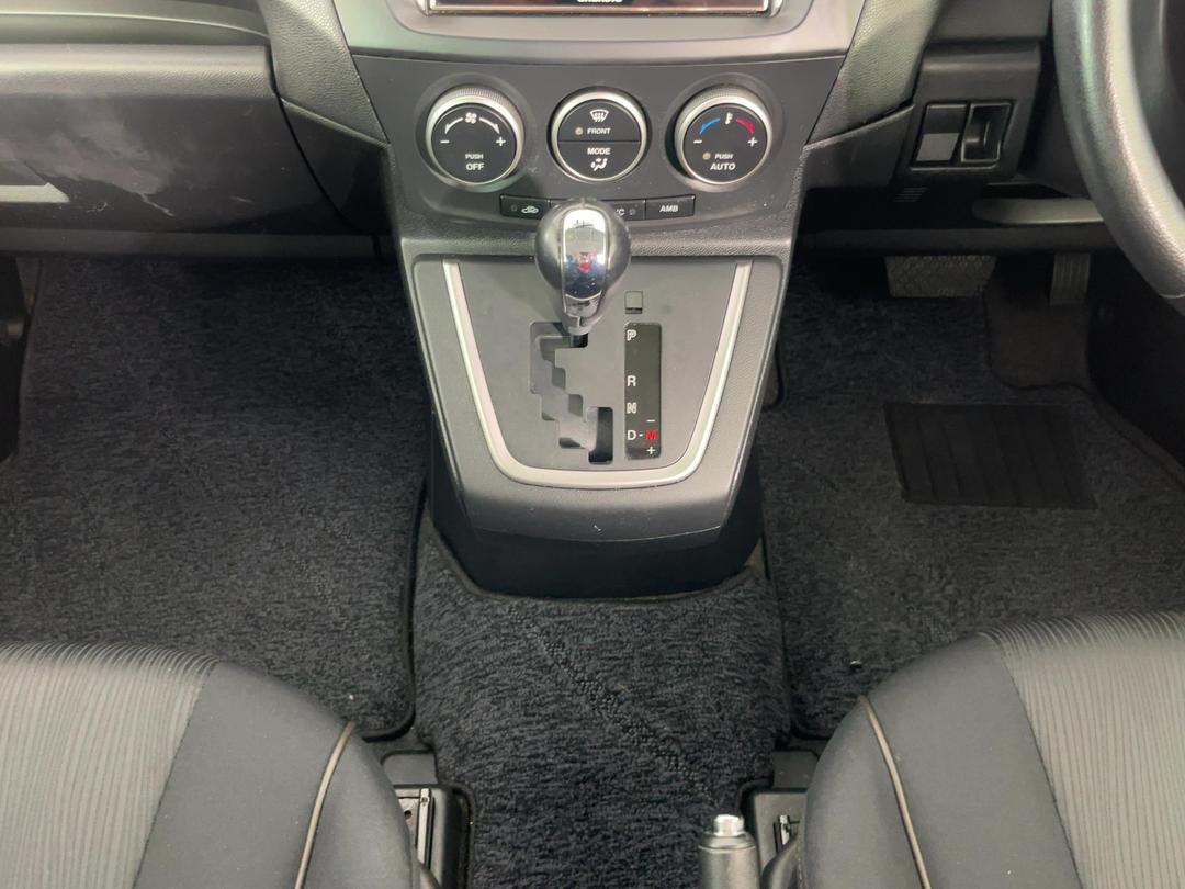 Photo '18' of Nissan Lafesta
