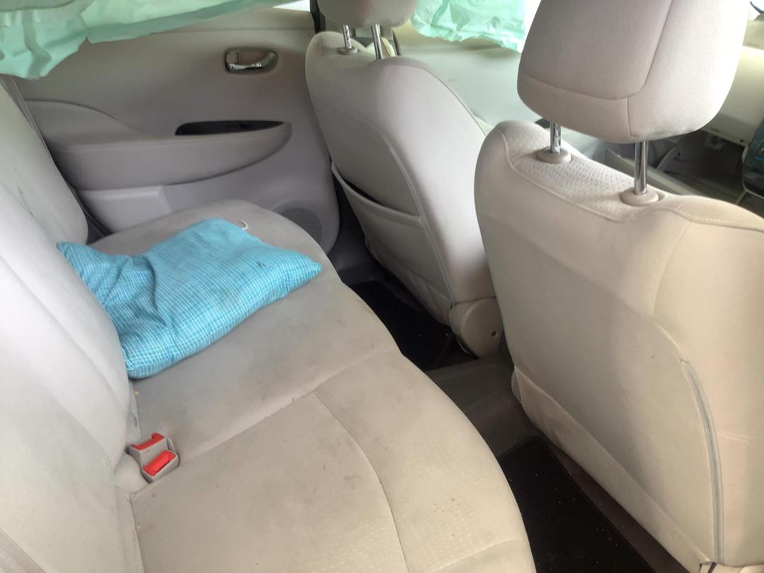 Photo '13' of Nissan Leaf