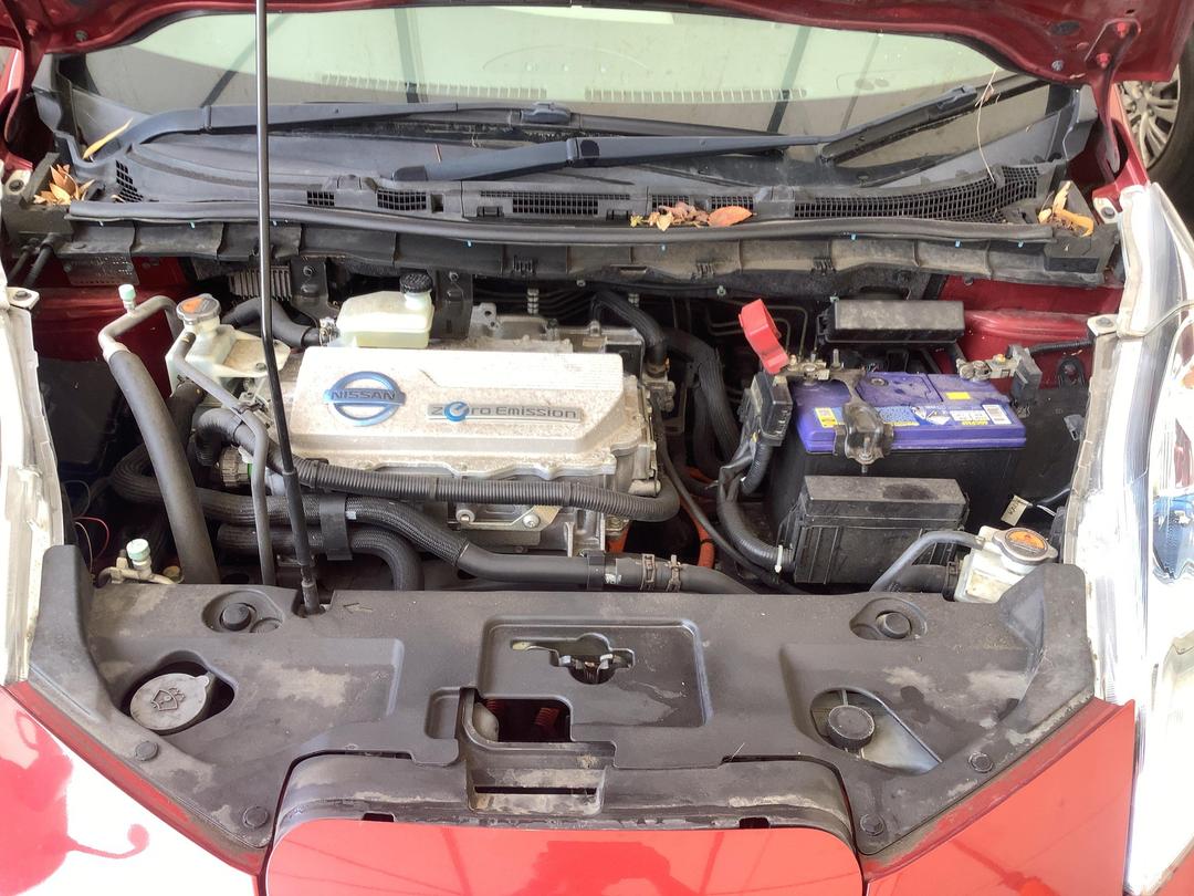 Photo '22' of Nissan Leaf