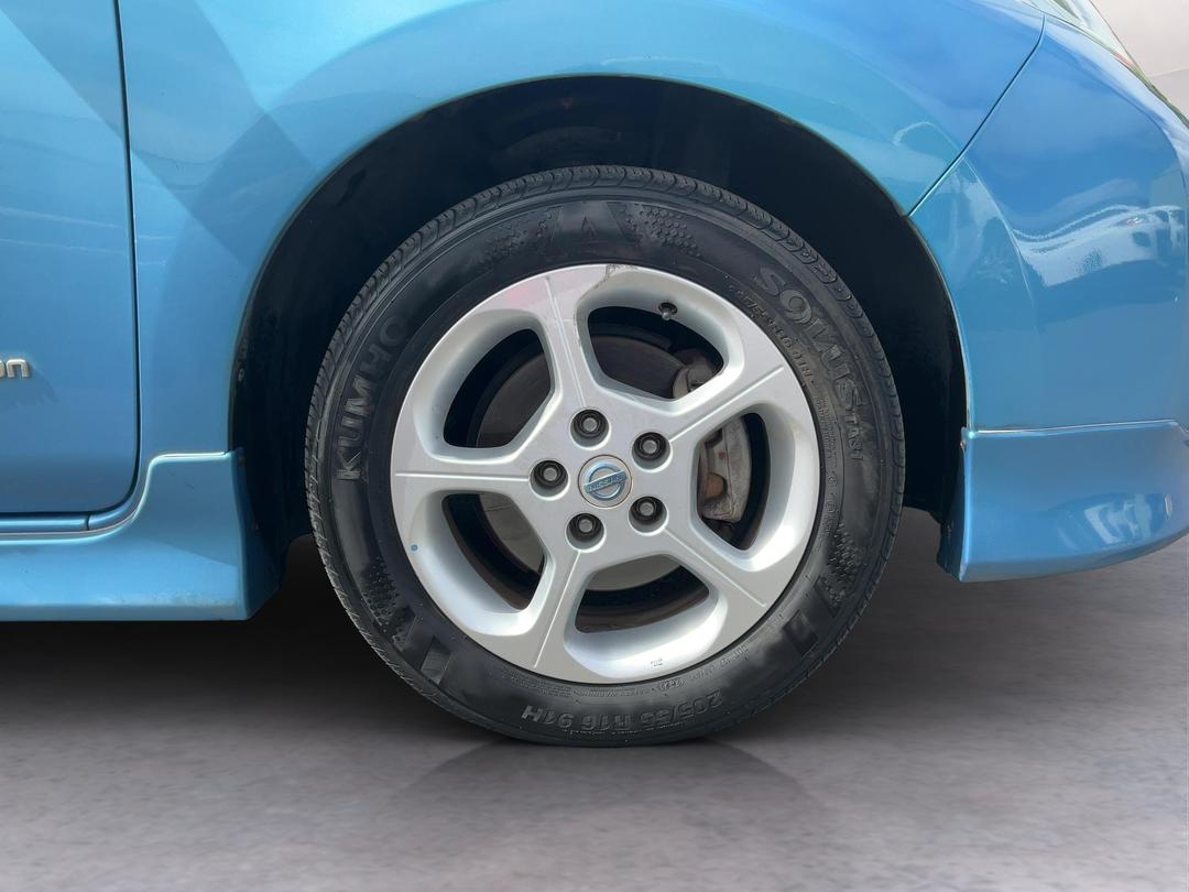 Photo '9' of Nissan Leaf