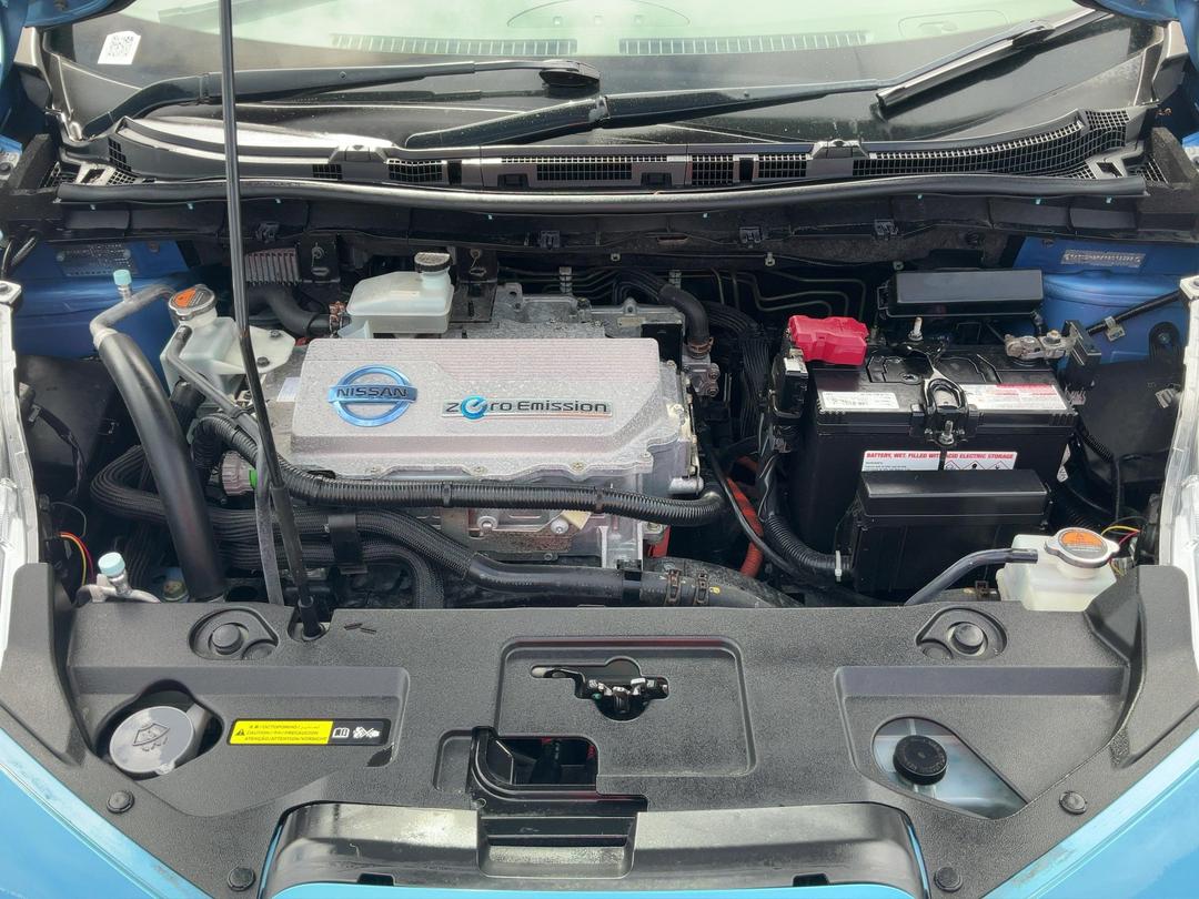 Photo '13' of Nissan Leaf