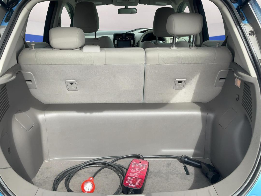 Photo '14' of Nissan Leaf