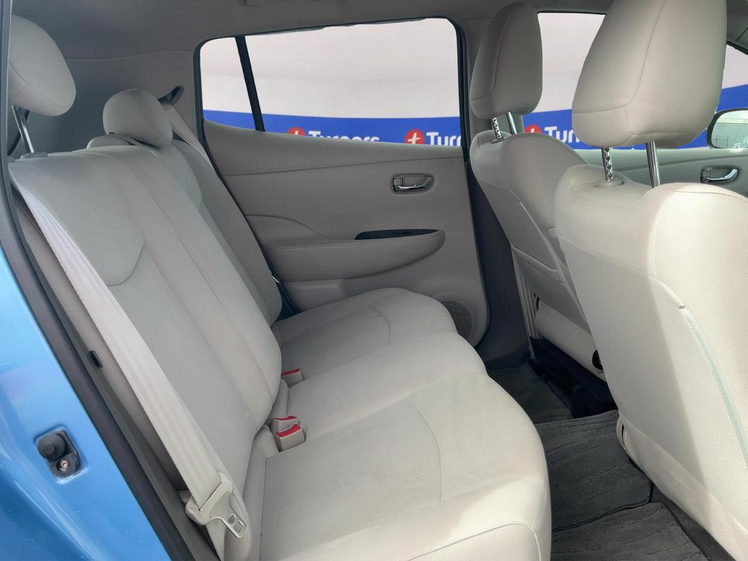 Photo '20' of Nissan Leaf