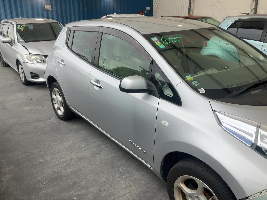 Photo '3' of Nissan Leaf